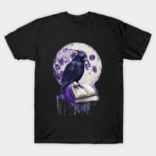 Raven reading books, full moon, witch, Halloween, crow, raven, corvid, books, magic, witchcraft, Wicca T-Shirt